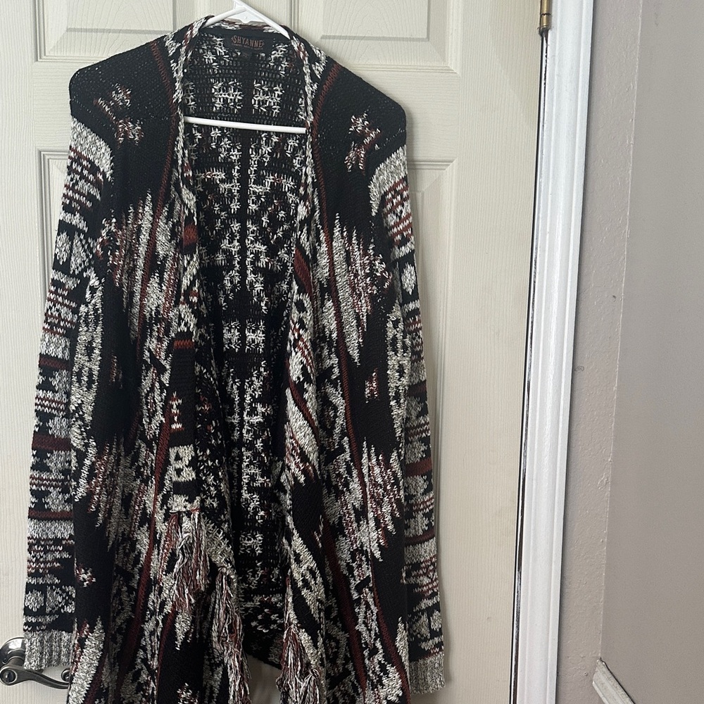 Stylish Black and Cream Cardigan Shaynne